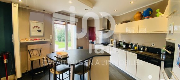 Дом с 6 спальнями в Карвен, Франция № 46681 12