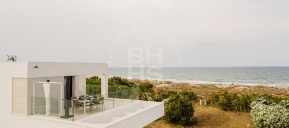 3 bedrooms Villa in Valencia, Spain No. 160143 5