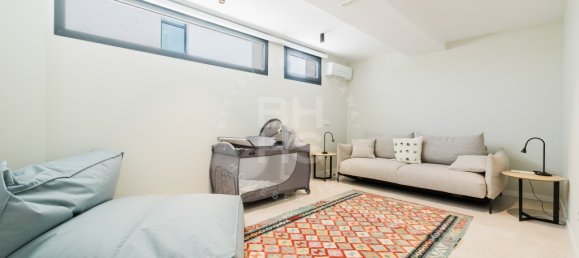 3 bedrooms Villa in Valencia, Spain No. 160143 11