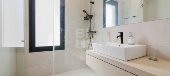3 bedrooms Villa in Valencia, Spain No. 160143 21