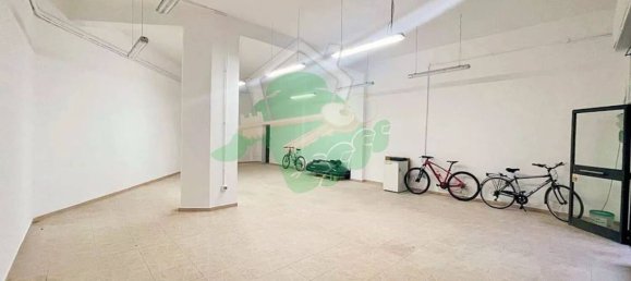 1-salle Propriété commerciale à Foggia, Italy No. 183537 4