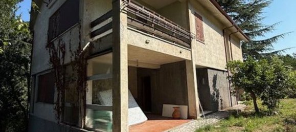 8 غرف نوم منزل في Cuneo, Italy رقم 375920 8