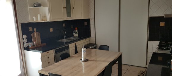 Casa de 5 dormitorios en Goussainville, France No. 176964 2