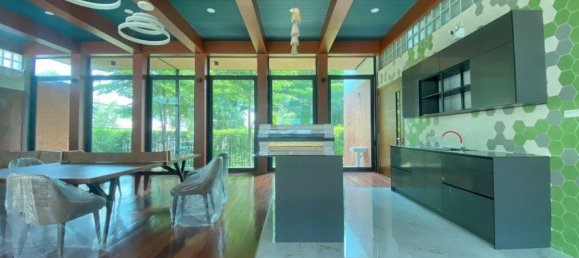 4 bedrooms House in Chiang Mai, Thailand No. 27001 14