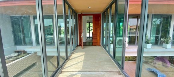 4 bedrooms House in Chiang Mai, Thailand No. 27001 8