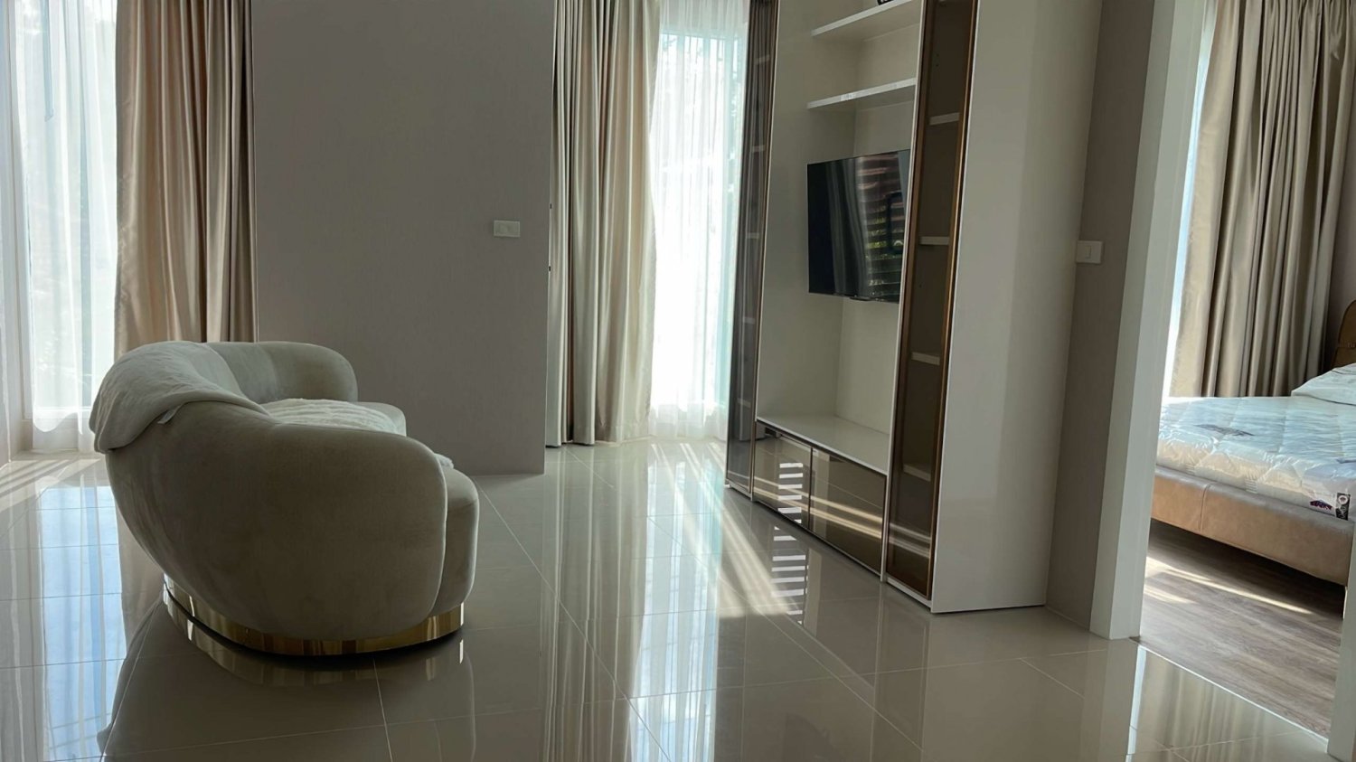 3 bedrooms Condo in Phuket, Thailand No. 58059
