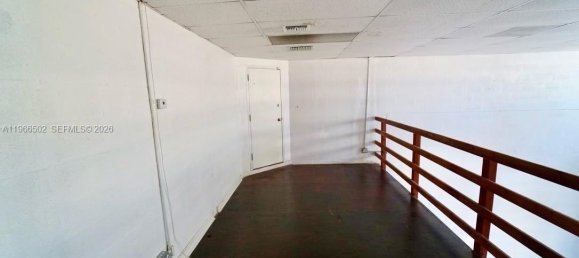 terreno en venta en Miami, Miami-Dade, Florida, USA № 615624 4