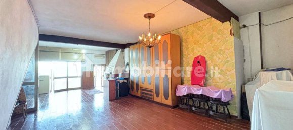 3 Schlafzimmer Wohnung in Monterotondo, Italy, Nr. 331120 38