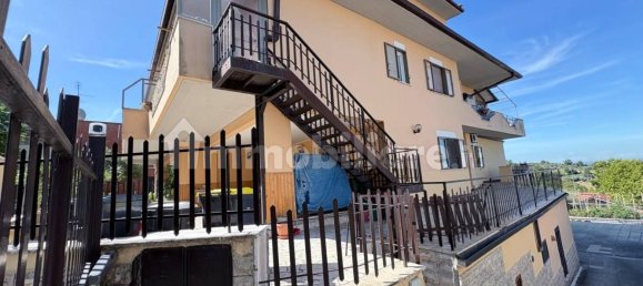 3 Schlafzimmer Wohnung in Monterotondo, Italy, Nr. 331120 2