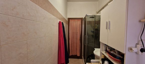 4 bedrooms Apartment in Vercelli, Italy No. 323365 20