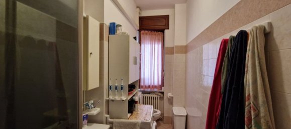 4 bedrooms Apartment in Vercelli, Italy No. 323365 21