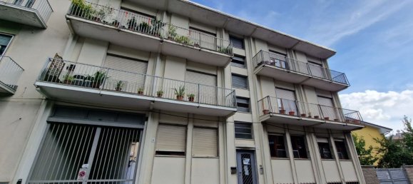 4 bedrooms Apartment in Vercelli, Italy No. 323365 25