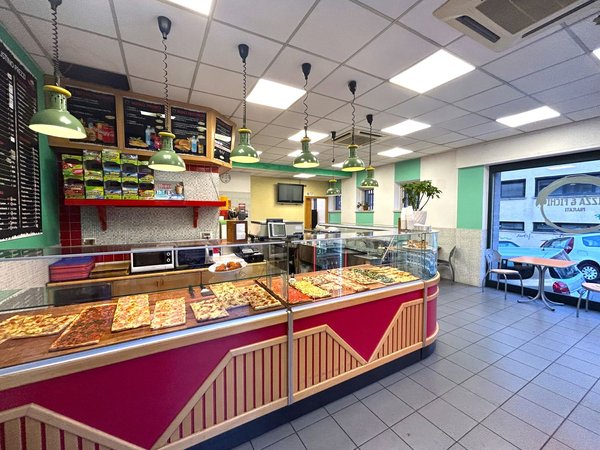 Propiedad comercial en Frascati, Italy 270 m² No. 82385