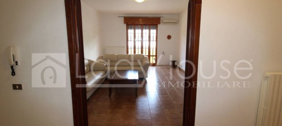 5-salle Appartement à Sannicola, Italy No. 180916 7