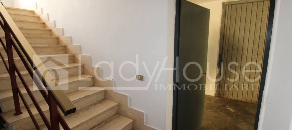 5-salle Appartement à Sannicola, Italy No. 180916 11