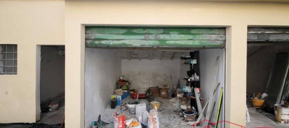 3 bedrooms Apartment in Capannori, Italy No. 42723 8