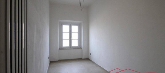 3 bedrooms Apartment in Capannori, Italy No. 42723 16