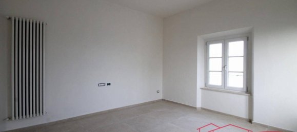 3 bedrooms Apartment in Capannori, Italy No. 42723 13