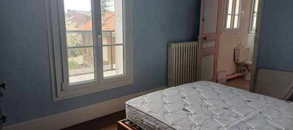 3 bedrooms House in Noyon, France No. 303818 9