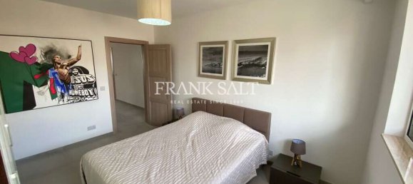 Квартира с 2 спальнями в Сент-Джулианс, Мальта № 10096 8