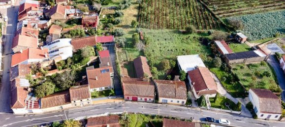 3 bedrooms House in Ourenta, Portugal No. 33924 21