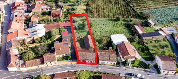 3 bedrooms House in Ourenta, Portugal No. 33924 9