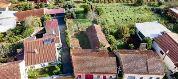 3 bedrooms House in Ourenta, Portugal No. 33924 6