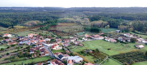 3 bedrooms House in Ourenta, Portugal No. 33924 5