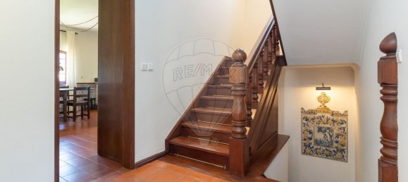 4 bedrooms House in Seixal, Portugal No. 187542 11