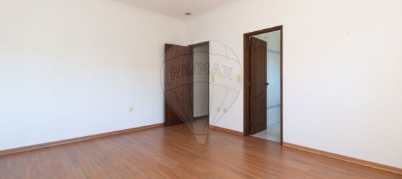 4 bedrooms House in Seixal, Portugal No. 187542 34