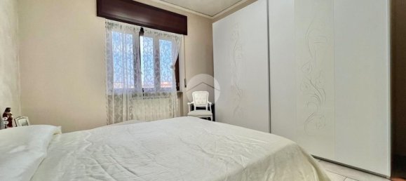 3 rooms Apartment in Marano di Napoli, Italy No. 77753 18