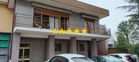 6 غرف نوم فيلا في Samarate, Italy رقم 314100 2