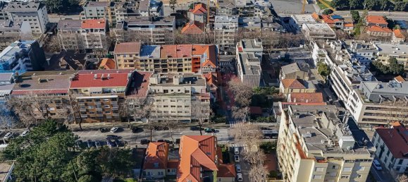 3 bedrooms Apartment in Porto, Portugal No. 106193 27