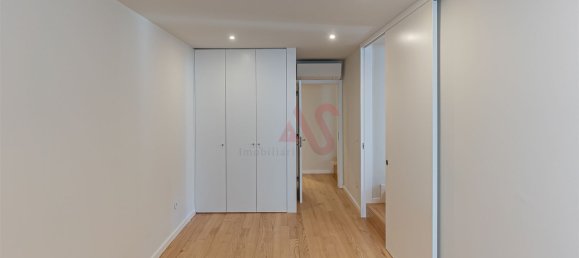 3 bedrooms Apartment in Porto, Portugal No. 106193 18
