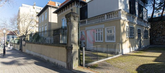 3 bedrooms Apartment in Porto, Portugal No. 106193 24