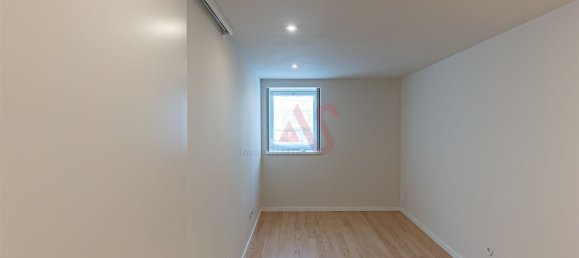 3 bedrooms Apartment in Porto, Portugal No. 106193 19