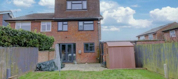 4 غرف نوم منزل في Crawley, United Kingdom رقم 10586 10