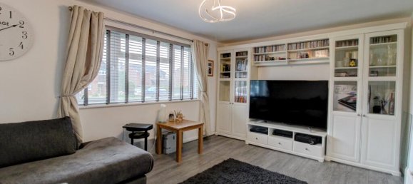 4 غرف نوم منزل في Crawley, United Kingdom رقم 10586 4