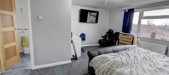 4 غرف نوم منزل في Crawley, United Kingdom رقم 10586 6