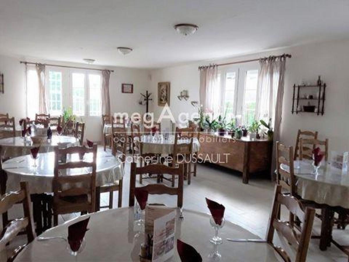 Oficina en Troyes, France 279 m² No. 20562