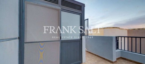 Пентхаус с 2 спальнями в Бирзеббуджа, Мальта № 1763 17