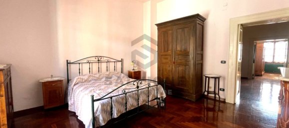 Villa de 10 divisões em San Lorenzello, Italy N.º 2014 18