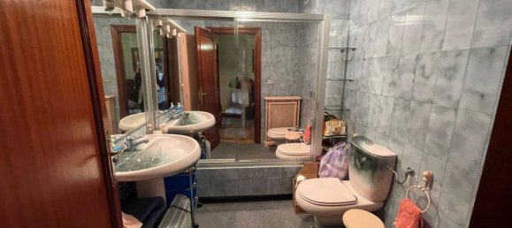 Apartamento de 4 dormitorios en Palencia, Spain No. 28633 21