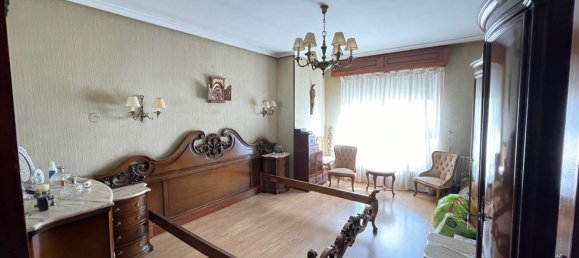 Apartamento de 4 dormitorios en Palencia, Spain No. 28633 18