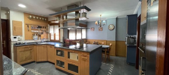 Apartamento de 4 dormitorios en Palencia, Spain No. 28633 17