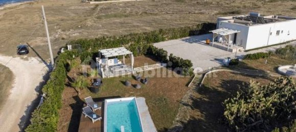 4 bedrooms Villa in Carovigno, Italy No. 165464 3