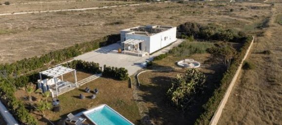 4 bedrooms Villa in Carovigno, Italy No. 165464 9