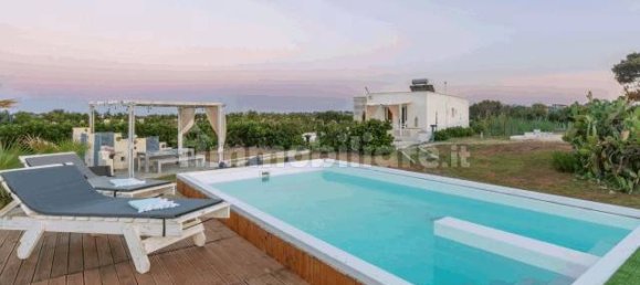 4 bedrooms Villa in Carovigno, Italy No. 165464 44