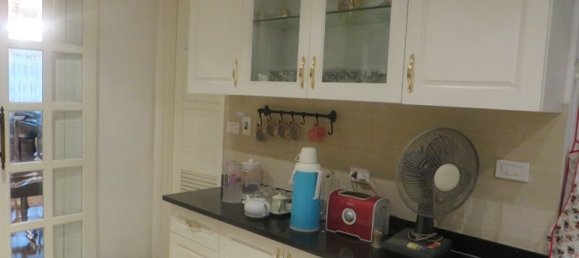 4 bedrooms Apartment in Tay Ho, Vietnam No. 279 6