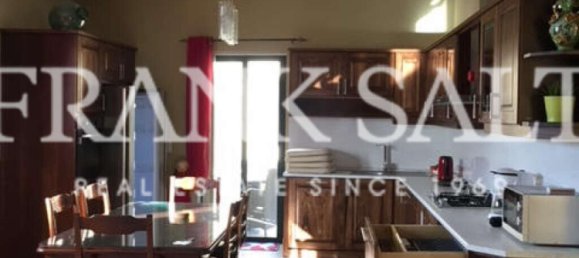 3 bedrooms House in Victoria, Malta No. 5604 9